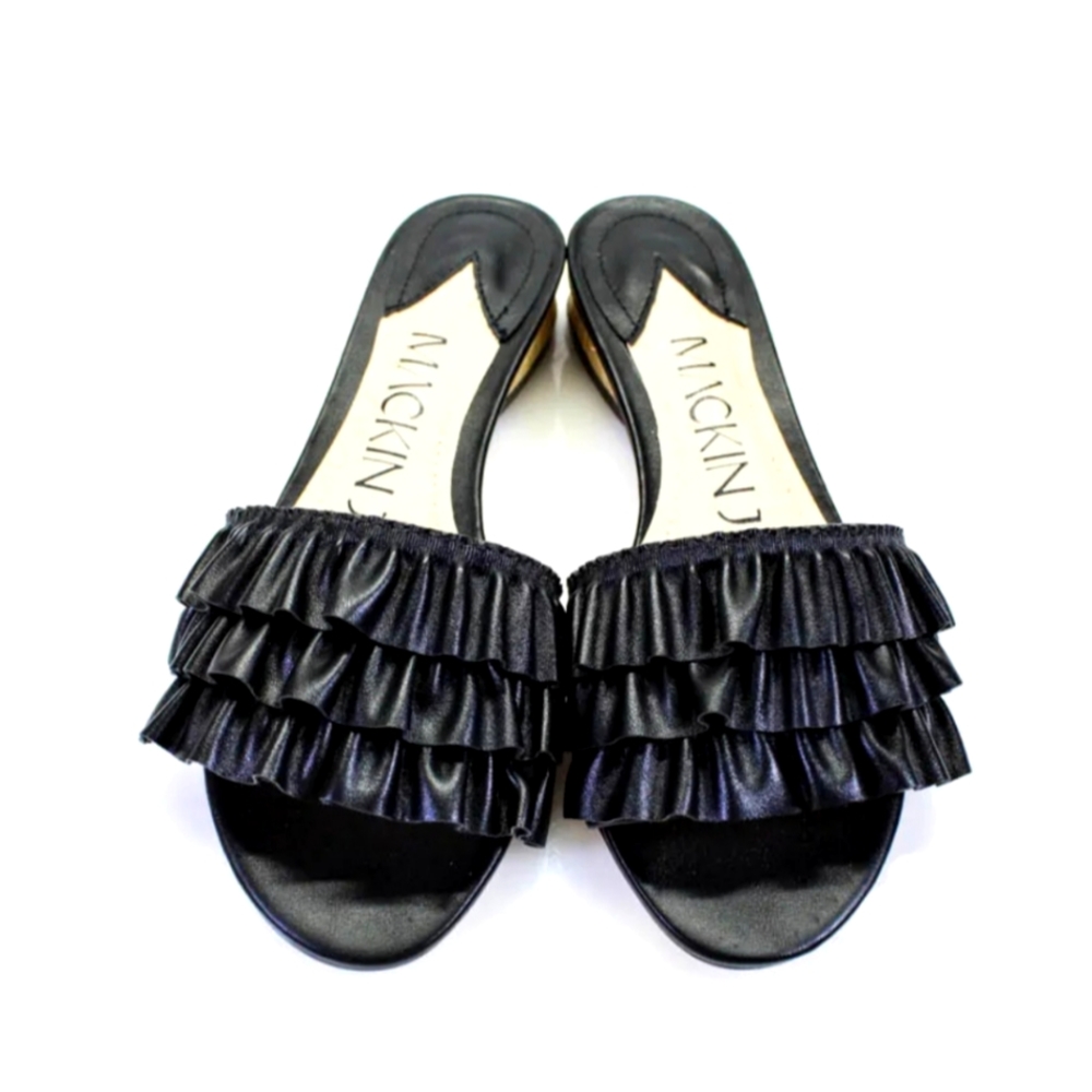New Mackin J black leather ruffled sandals Size 6